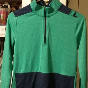 Blu and green pull over